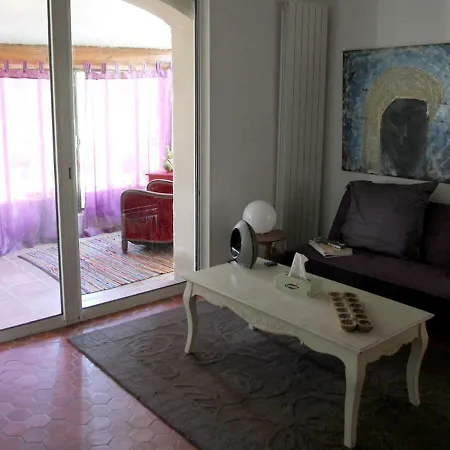 Casa de Férias Mazet Du C'riquet Nîmes